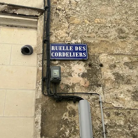 A Deux Pas De La Cathedrale Daire Laon